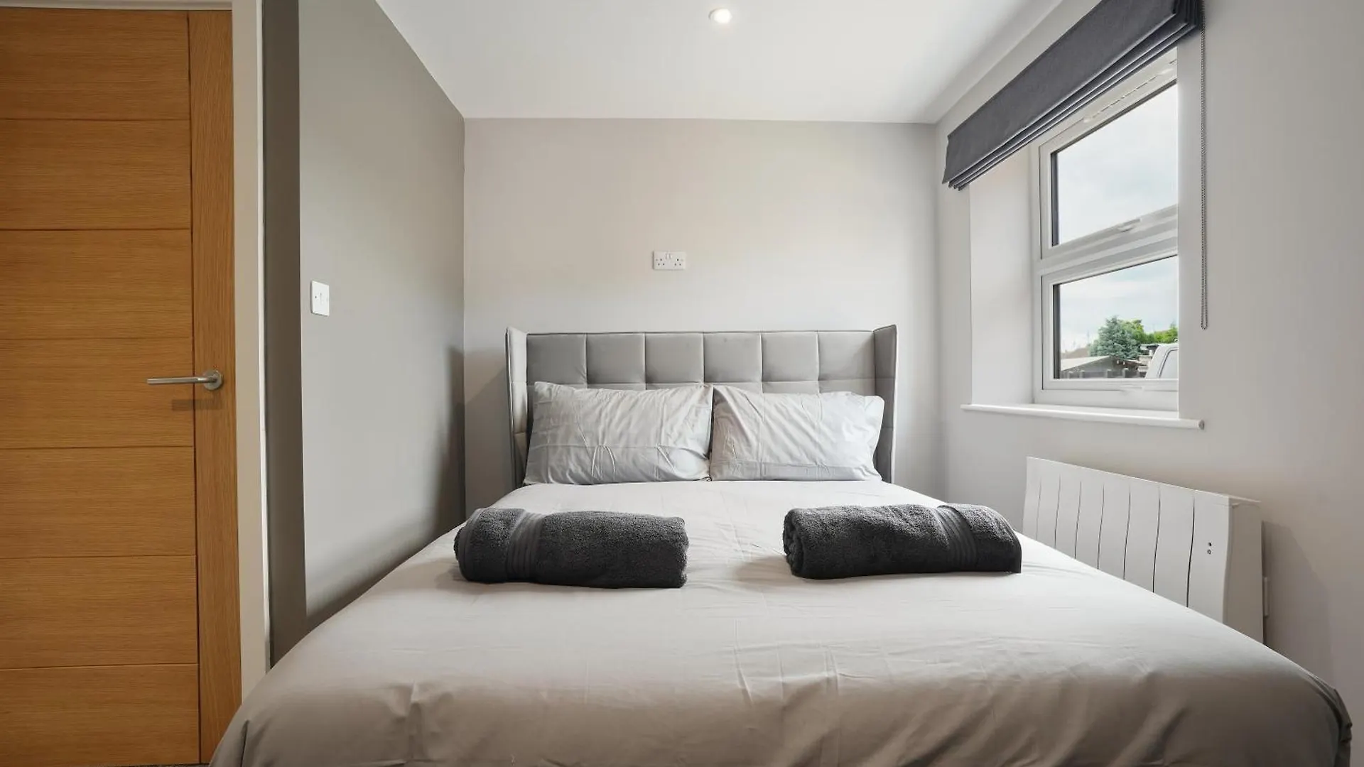 The Olive Tree Aparthotel 赫尔河畔京士顿
